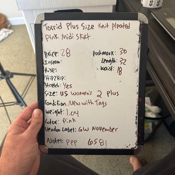 Torrid Plus Size Knit Pleated Pink Midi Skirt US Women's 2 Plus - Picture 7 of 7